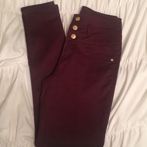 ⭐️Refuge High Wasted Cranberry Jegging